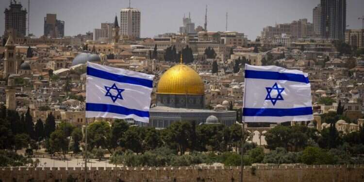 צילום: אוליבייה פיטוסי, פלאש90 חוזרים להר: עליית יהודים להר הבית תתחדש ביום העצמאות