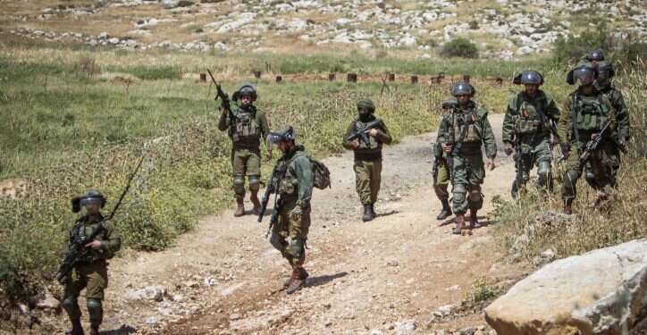 המצוד אחר המחבלים נמשך; בישראל דנים בחיסול יחיא סינוואר