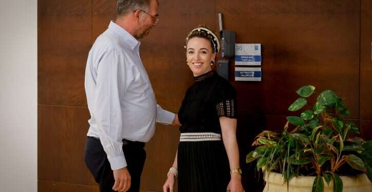 בקואליציה תוקפים זה את זה, אך מנסים להמשיך לעבוד