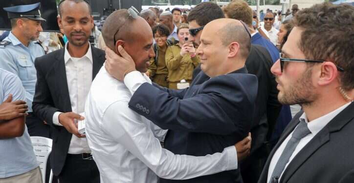 בנט בטקס הזיכרון לעולים מאתיופיה שנספו. צילום: מרק ישראל סלאם, פלאש 90 בנט בטקס הזיכרון לעולי אתיופיה שנספו: "אנחנו מתחייבים: ירושלים לעולם לא תחולק עוד"