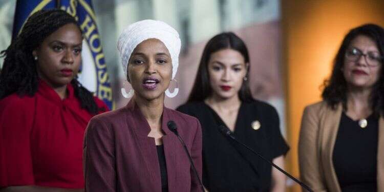 סקר: הישראלים תומכים בהאריס אפילו פחות מאשר בביידן