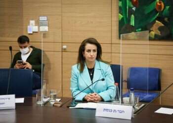 מאחורי ההודעה של רינאוי-זועבי: עיכוב מינויה לקונסולית בשנחאי