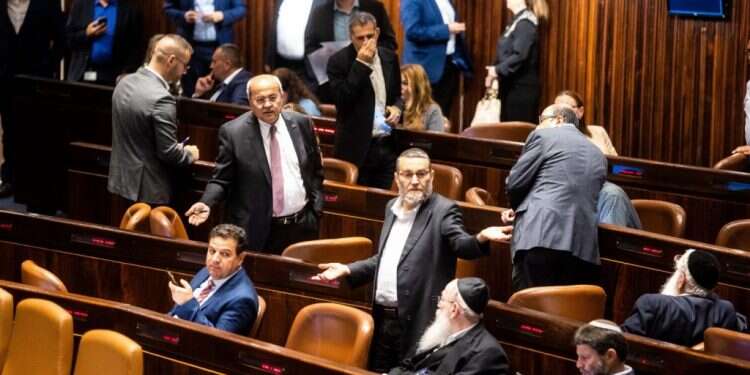 זרעי פגרת קיץ ובחירות