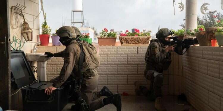 חיילי צה הפיגוע באריאל: בתי המחבלים שרצחו את ויאצ'סלב גולב מופו