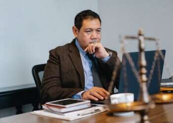 איך לבחור עורך דין גירושין?