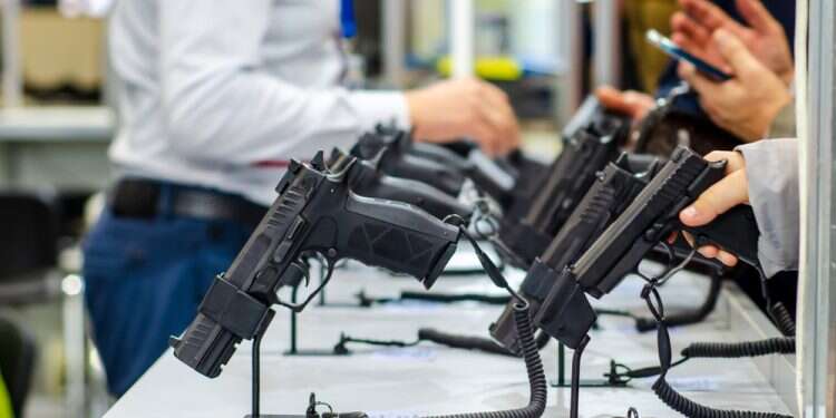 חנות נשק בארה נשקים בארה"ב – סיפור מורכב: 6 הערות על הטבח בטקסס