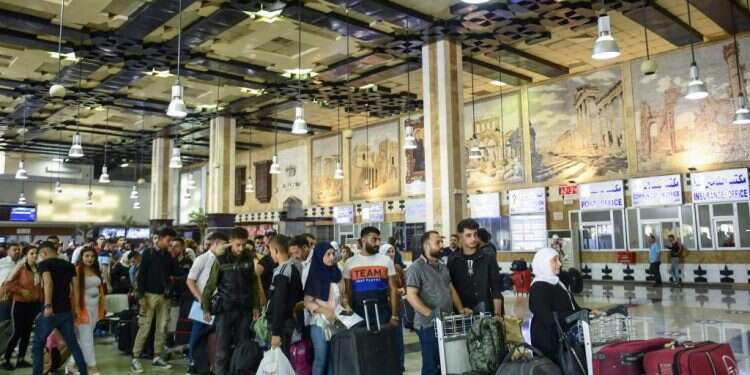 שבועיים אחרי התקיפה: סוריה פותחת מחדש את שדה התעופה בדמשק