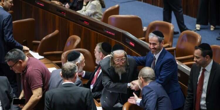 חגיגות באופוזיציה, הלילה. צילום: נועם מושקוביץ, דוברות הכנסת חגיגות האופוזיציה – על מה ולמה?