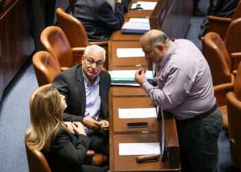 אין היתכנות: אפשר לרצות, אך אי אפשר לפטר את רינוואי-זועבי