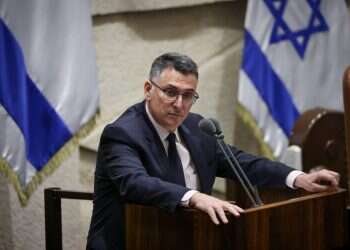 הדחת כסיף: לחץ על יש עתיד והמחנה הממלכתי להשגת הרוב הדרוש