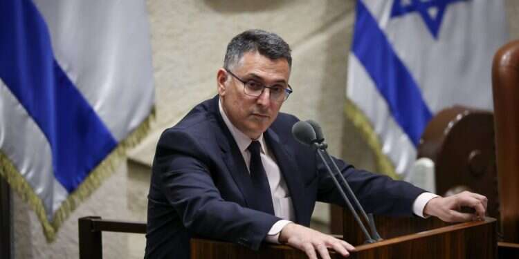 גדעון סער. קרדיט צילום: דוברות הכנסת - נועם מושקוביץ' הדחת כסיף: לחץ על יש עתיד והמחנה הממלכתי להשגת הרוב הדרוש