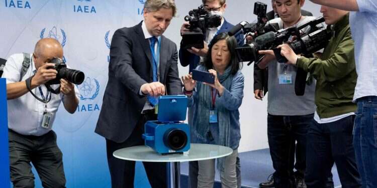 יו הסלמה: איראן סילקה 27 מצלמות של סבא"א