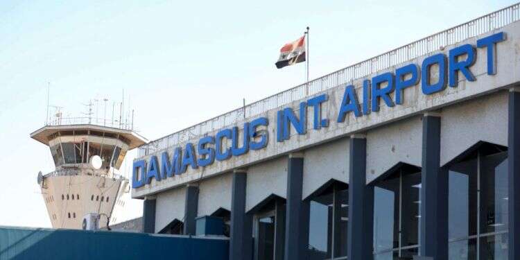 נמל התעופה הבינלאומי בדמשק. צילום: AFP סגור לשיפוצים: נמל התעופה בדמשק הושבת בעקבות מתקפה אווירית