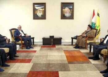 מחזקים קשרים: נסראללה והנייה נפגשו בלבנון