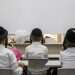 תלמידים בבית ספר חרדי. צילום: יונתן זינדל, פלאש 90 התגייסו, למדו ליבה ויצאו לעבוד: השינויים בחברה החרדית מקום המדינה