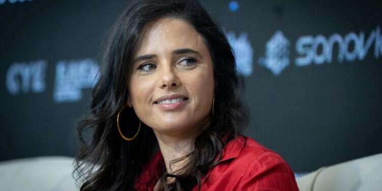 השופט שמוביל בסערה את משפט זדורוב: מי אתה, אשר קולה?