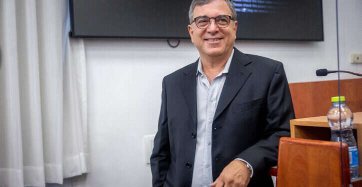 פילבר: אני לא זוכר הרבה אנשים שהיו חברים של נתניהו כמו ארנון מילצ'ן