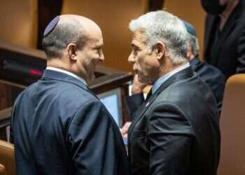 לפיד ובנט במליאה, השבוע. צילום: יונתן זינדל, פלאש 90