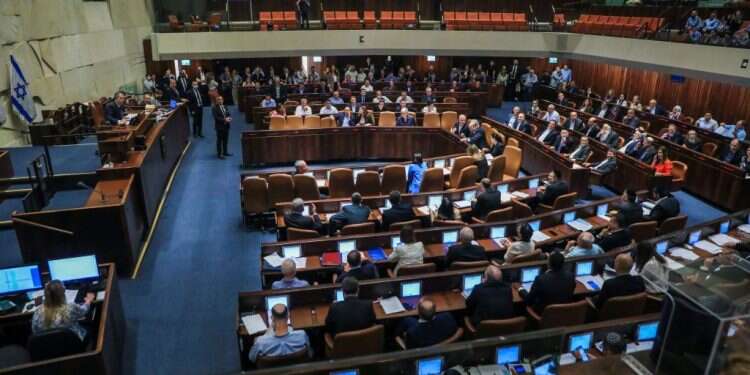 עם הראש בקיר: למה שוב הגענו לבחירות?