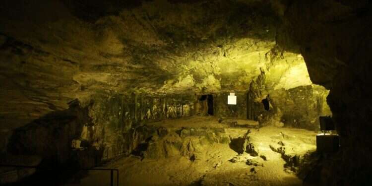 אחרי 1800 שנה: נחשף המסר של הנפטר בבית שערים