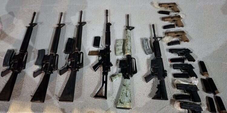 כלי נשק ואמל נשק ותחמושת בכמות גבוהה: ארבעה בדואים מואשמים בהברחת נשק מירדן