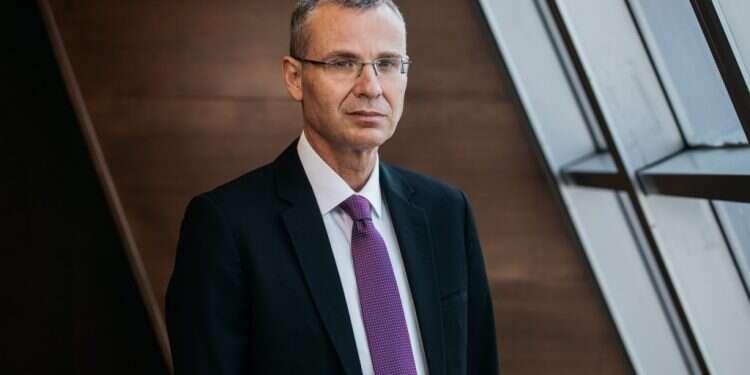 יותר קל להאמין שאנחנו מתמודדים מול רוחשי קונספירציות במקום עם יריב אידיאולוגי