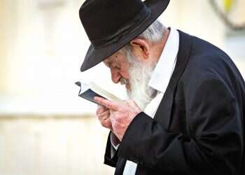 לאורו נלך: הדרך של הרב אורי זוהר