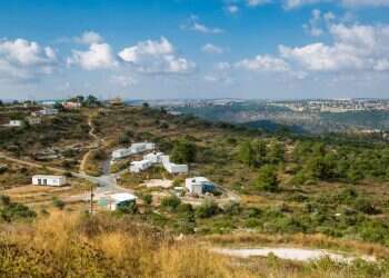 עתירה לבג"ץ: מדוע יהודים מנועים מלרכוש אדמות ביו"ש?