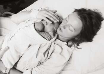 עם שיטות חדשניות וצוות עוטף: אפשר לתקן חוויות לידה טראומתית