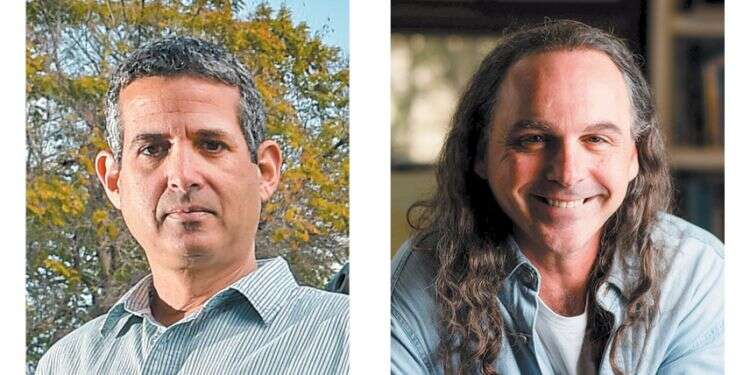 אבישי בן חיים ואסף ענברי. צילומים: אריק סולטן וגיל אליהו, ג'יני מי עוד מקריא היום לילדים סיפורים על מכשפות טורפות ומפלצות מפחידות?