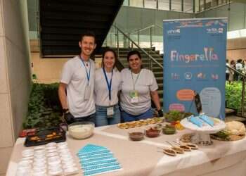 במקום הראשון: אצבעות מוצרלה טבעוניות מחלבון סויה