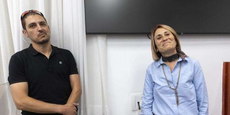 הדס קליין מעידה על השמפניות והסיגרים: אי אפשר לבוא לבלפור בלי מתנות