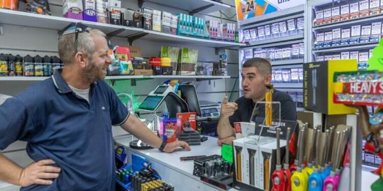 אלמוג. צילום: יוסי אלוני "ברגע שנכנס עבאס אני לא מסכים – גם עם 70 ח"כים"