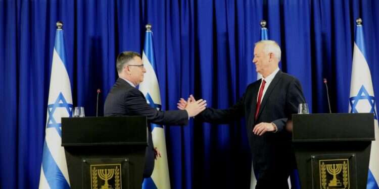 "אבן היסוד לממשלה הבאה": גנץ וסער הכריזו על ריצה משותפת