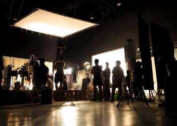 באומנות, אי אפשר לדבוק בממלכתיות כשהכל פוליטי