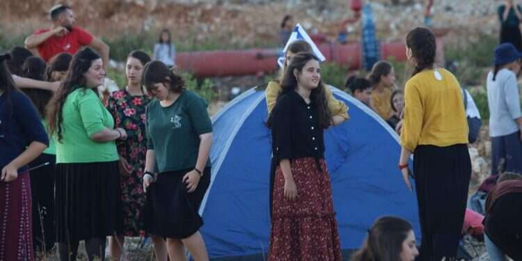 חומה, מגדל וסמארטפון: הדור הבא של ההתיישבות