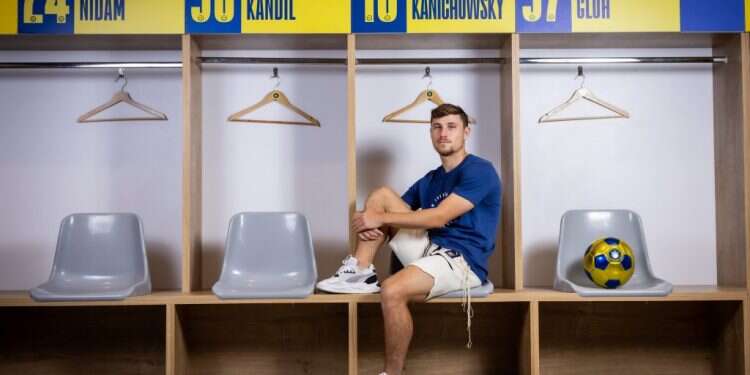 גבי קניקובסקי, הכדורגלן הדתי היחיד בליגת העל, חולם על אירופה