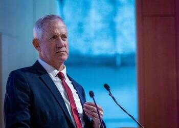 גנץ טוב לפלסטינים: אי אפשר להתייחס רק לצד אחד במשוואה