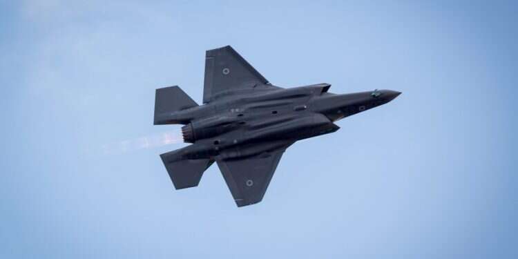מטוס F-35 ישראלי. צילום: מרים אלסטר/פלאש90 בעקבות תקלה בכיסא המפלט: מטוסי F-35 יושבתו