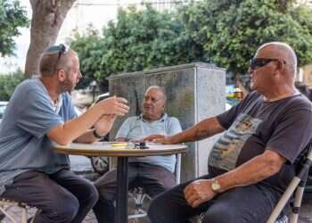 "המדינה לא מתפקדת. לפיד צעיר, וצריך דור חדש"