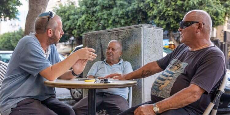 "המדינה לא מתפקדת. לפיד צעיר, וצריך דור חדש"