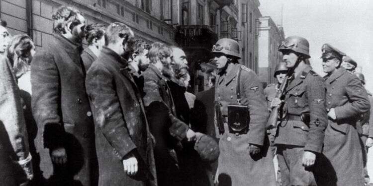 גטו ורשה, 1943. צילום: AFP