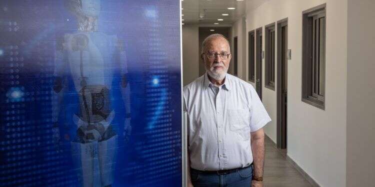 אלוף במיל' יצחק בן-ישראל. צילום: אבישג שאר-ישוב צילום: אבישג שאר-ישוב