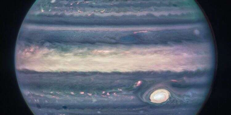 תמונת כוכב צדק שפורסמה השבוע. צילום: איי.אף.פי התמונות החדשות של צדק מעוררות השתאות בקהילה המדעית