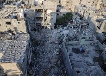 המקום שבו עמד ביתו של ח'אלד מנסור, שחוסל ברפיח. צילום: AFP הלוויית בכיר הג'יהאד תתקיים אחר הצהריים – בעזה קוראים לנקמה