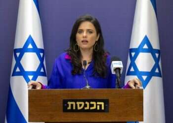 מדבררת את עצמה: דובר משרד המשפטים היוצא על תוככי המערכת