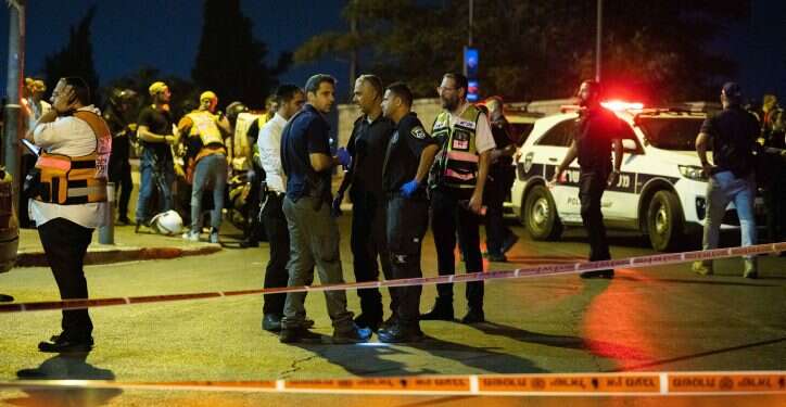 זירת הפיגוע בהר ציון, הלילה. צילום: יונתן זינדל, פלאש 90 לשימוש חד פעמי