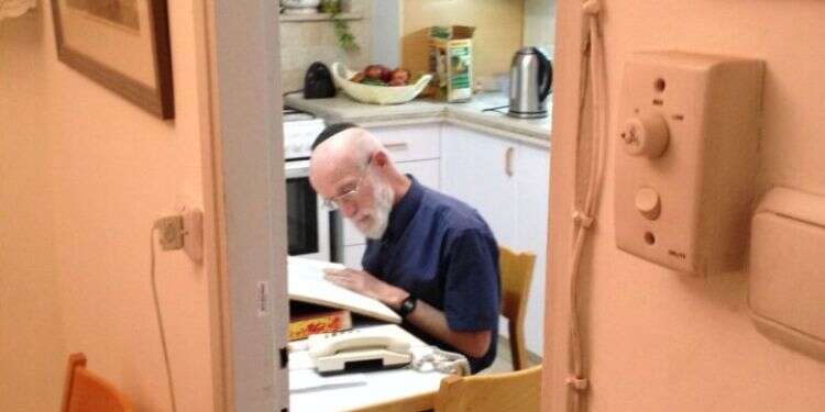 אדם ללא הגדרה מתאימה: קווים לדמותו של אריה סטריקובסקי