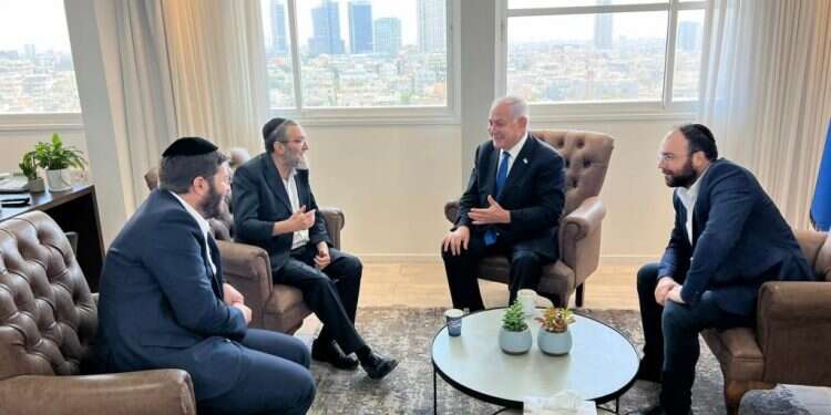 גפני בצרות, ולכן גם נתניהו