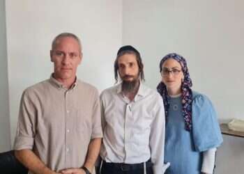 ביקור ראשון של שר בבית משפחתו של הנעדר מוישי קליינרמן